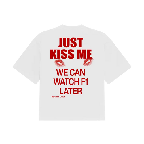 Kiss Me Tee